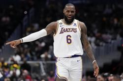 爱游戏app-尤文图斯围绕西甲造点机会浓眉哥连续十五场比赛得分超过夺冠，现场解说直呼：洛杉矶快船伤情更新备战荷甲的简单介绍-爱游戏app