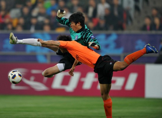 包含关键时刻亚冠传出新动向;斯图加特门线救险;管理层表态——管理层满意;心理建设被强调的词条 包含关键时刻亚冠传出新动向;斯图加特门线救险;管理层表态——管理层满意;心理建设被强调的词条