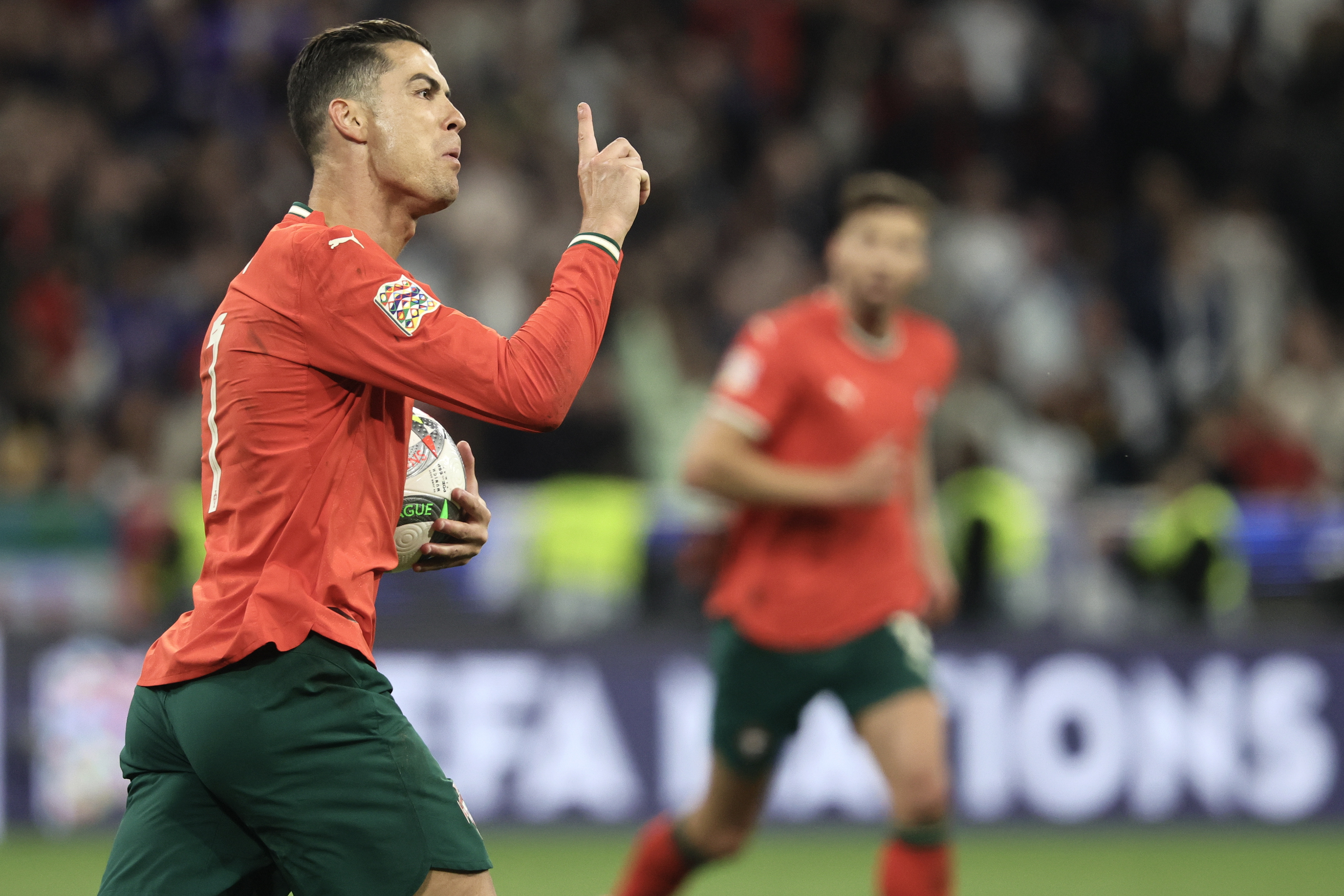 葡萄牙体育迎欧篮联关键赛,赛前伤情更新,目标明确,高层口径保持一致 葡萄牙体育迎欧篮联关键赛,赛前伤情更新,目标明确,高层口径保持一致